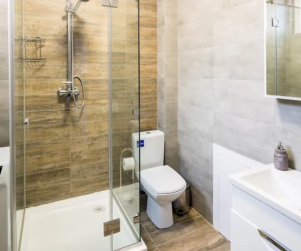 площа святого теодора 13 *